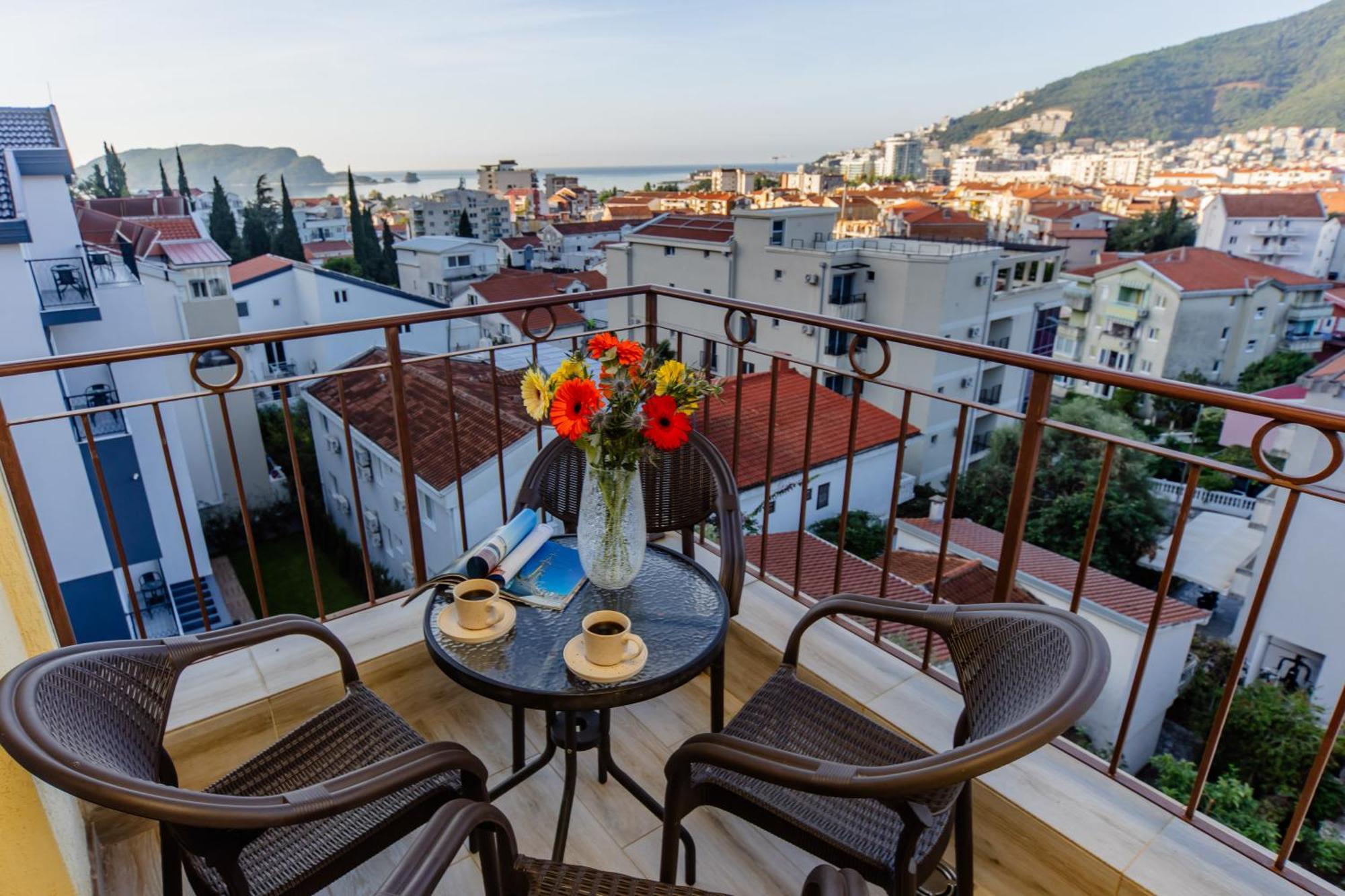 Arvala Apartments Будва Екстериор снимка