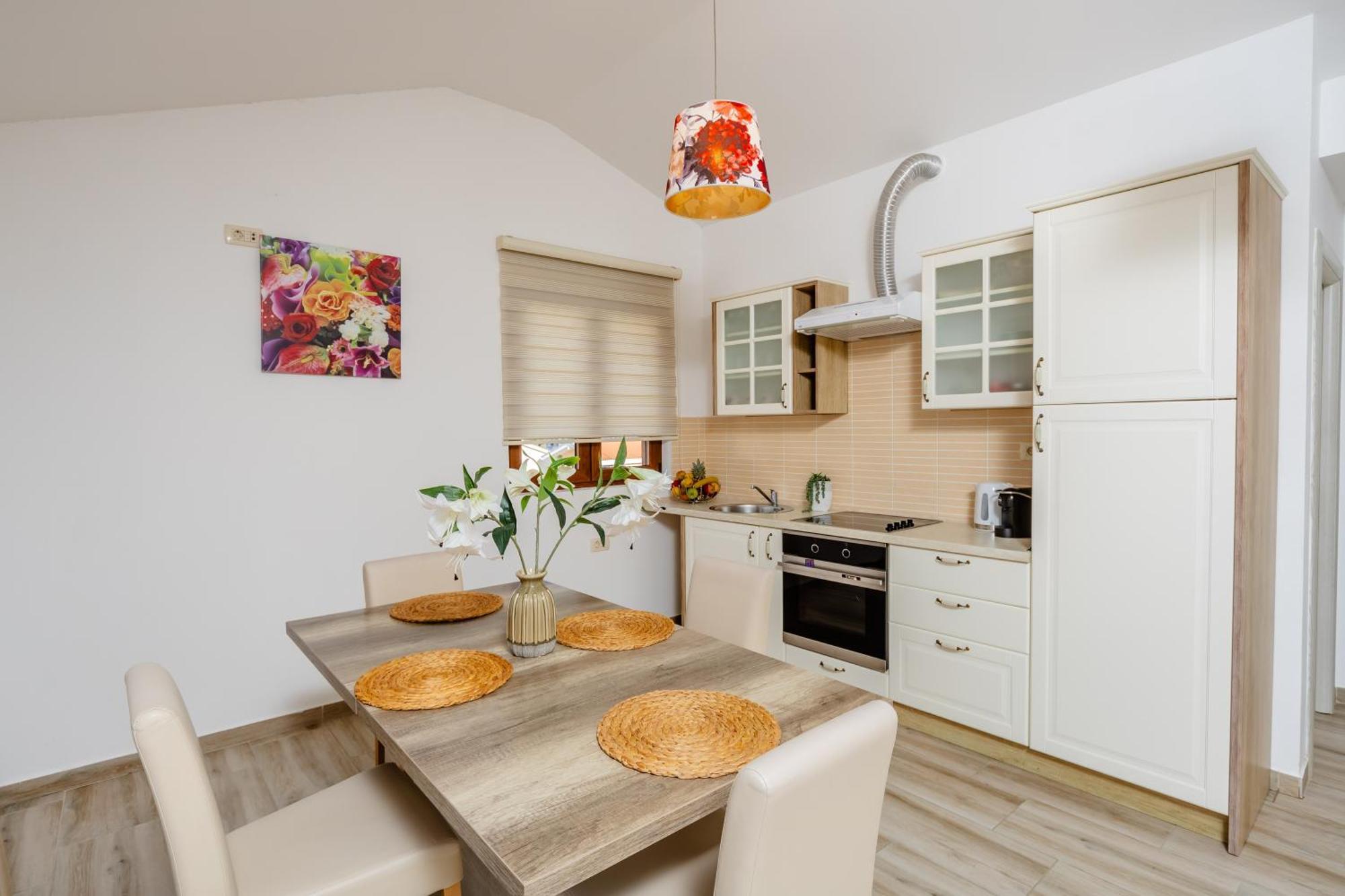 Arvala Apartments Будва Екстериор снимка