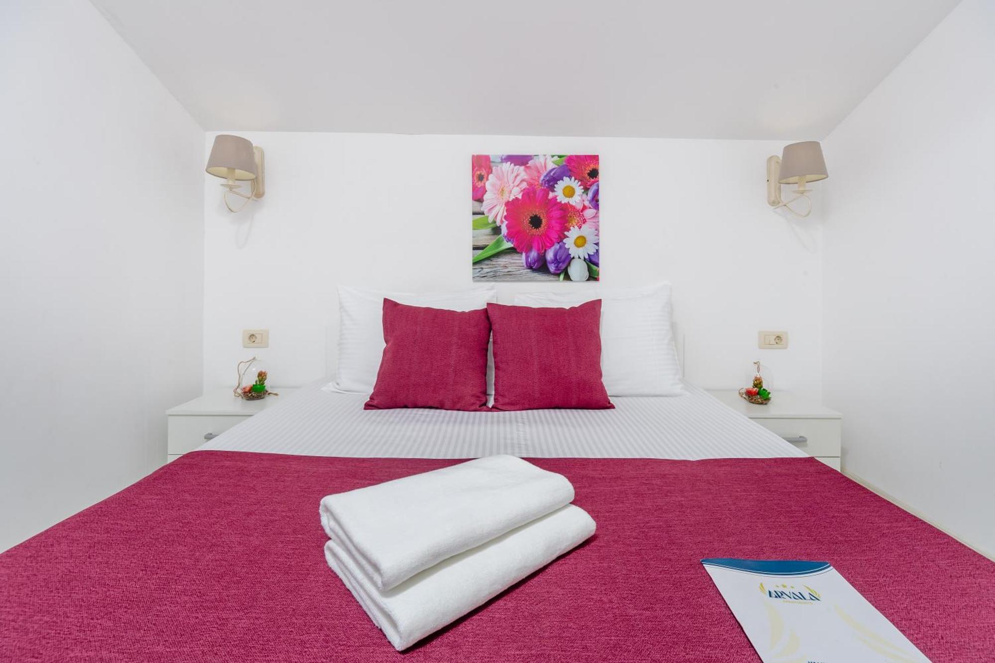 Arvala Apartments Будва Екстериор снимка