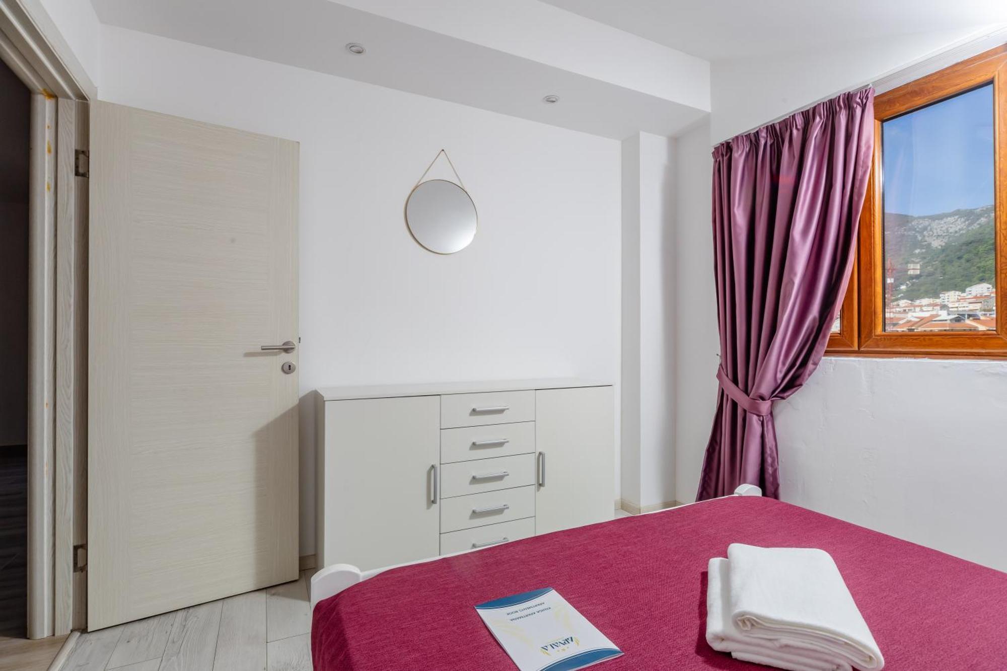 Arvala Apartments Будва Стая снимка