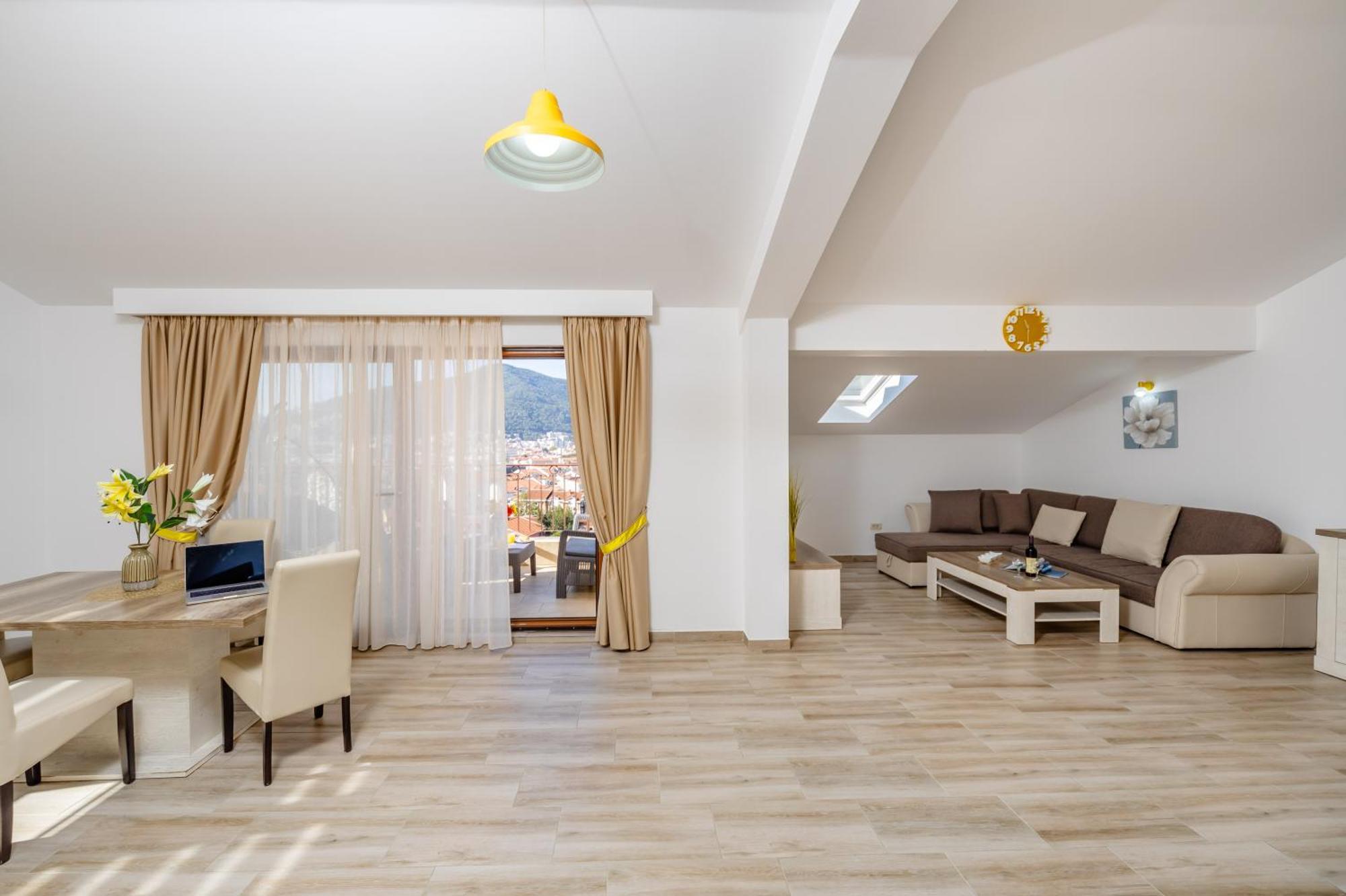Arvala Apartments Будва Екстериор снимка